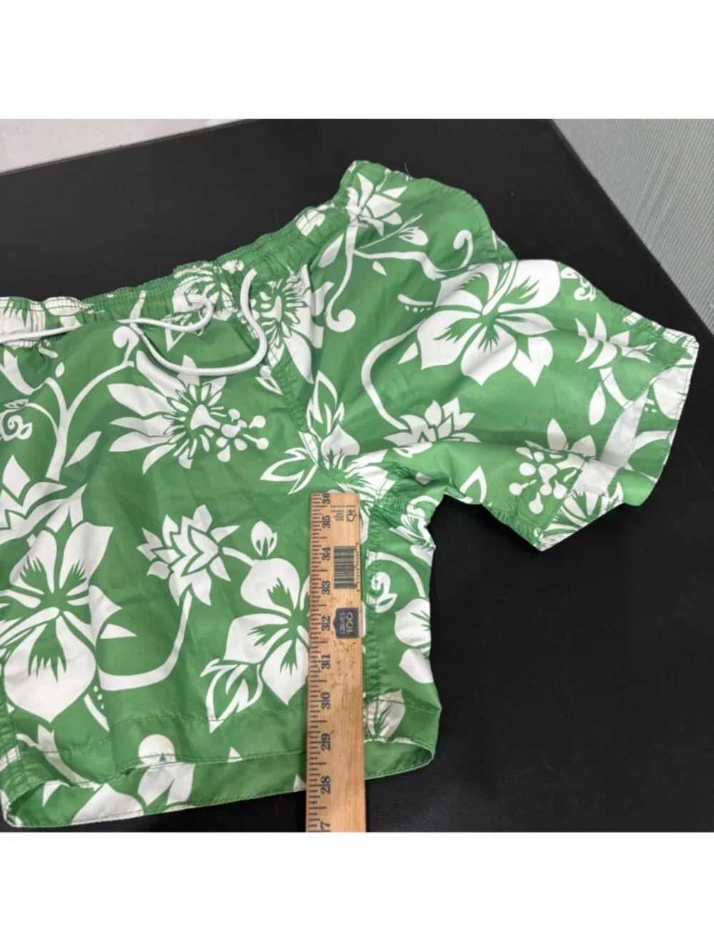 Women’s Old Navy Green Floral Pull‑On Shorts Size M